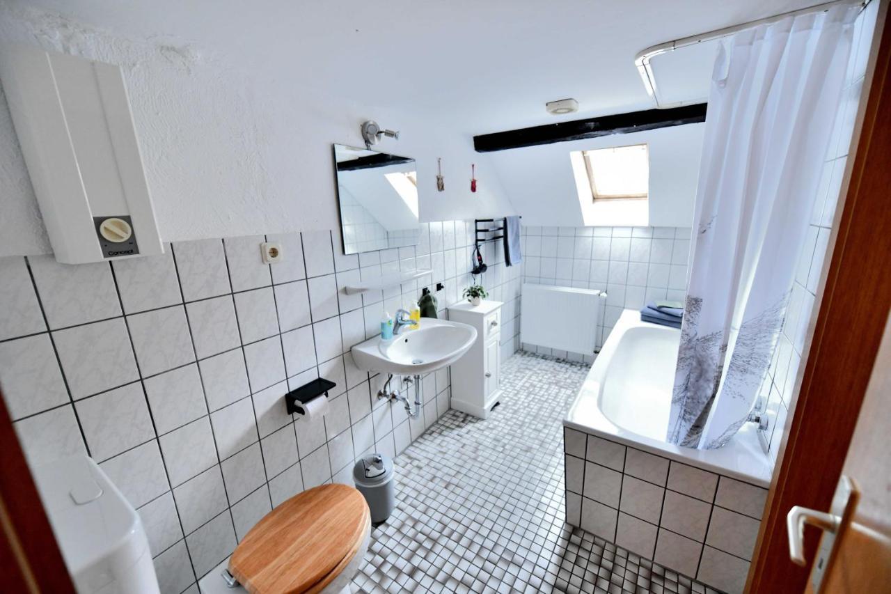 Ferienwohnung Im Alten Bauernhaus Lindlar Bagian luar foto